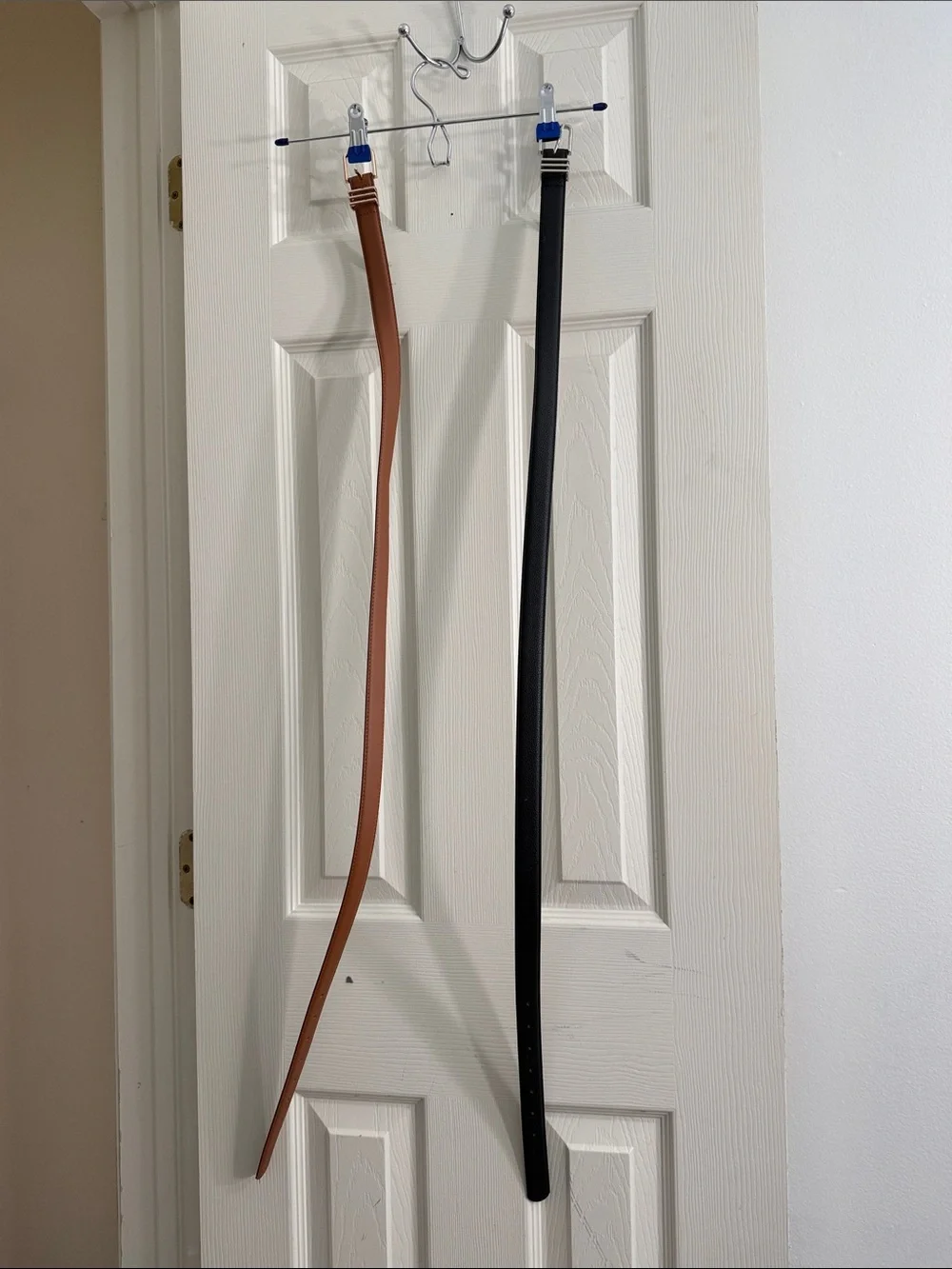Simple Leather Skinny Belts — Black & Brown
